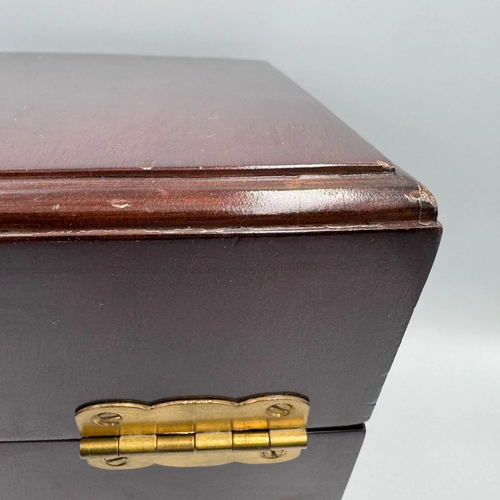 Wildwood Accents Mahogany Wood Slant Top Knife Box Brass Hardware Georgian Style